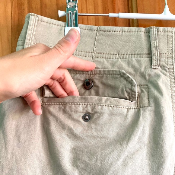 Men’s 30 inch waist George khaki casual shorts with lots of pockets - Picture 5 of 10